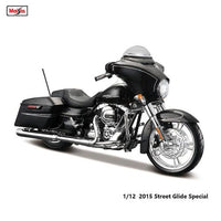 Harley-Davidson, king -Road special black 2017 skala 1:12 i æske