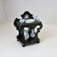 Bespaq toiletmøbel, Chinise- serie, m/ håndmalet porcelæn,