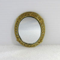 Oval spejl med metal guldramme