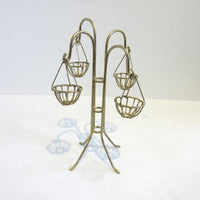 Planter med 4 kurve metal