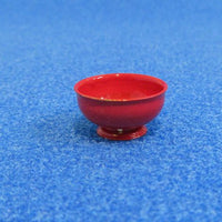 skål på fod, rød metal