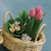 Tulipaner i kurv