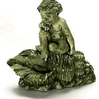 Havefigur, Siddende engel, grøn