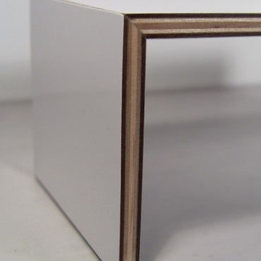 Hvidt lamineret spisebord, håndlavet