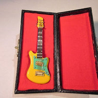 El Guitar gul i box
