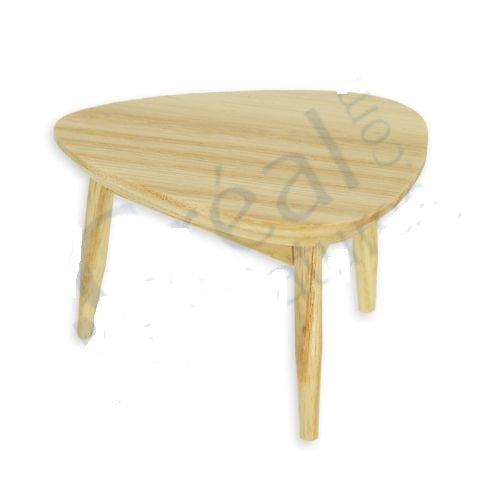 Bord triangel, lakeret ask
