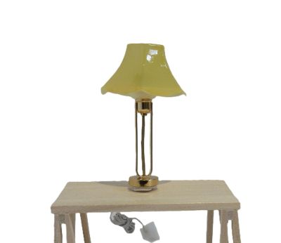 Bordlampe,messing med gul skærm