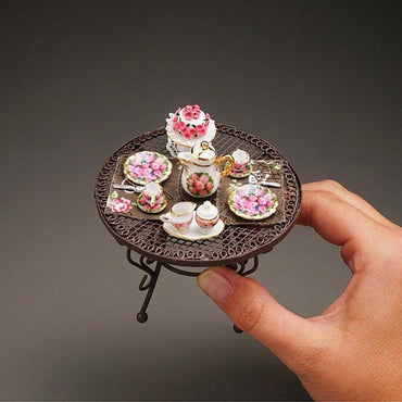 Havebord med kaffe og lagkage, Rose porcelæn