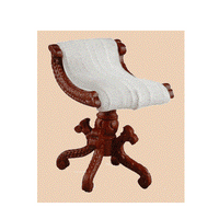 Harpe-stol - valnød, med rosa silkestof