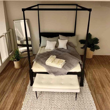 Chippendale  himmelseng  med skummadras , ubh. naturtræ. KIT uden stof