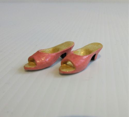 Damesko: rosa u/kappe, resin