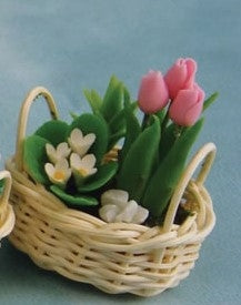 Tulipaner i kurv