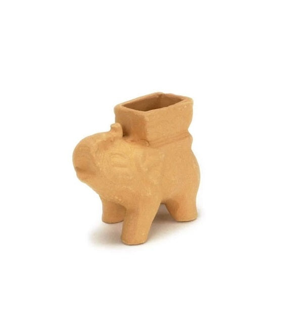 Terra cotta elefant