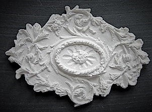 Rosette, gips  6,5 x 4,5 cm