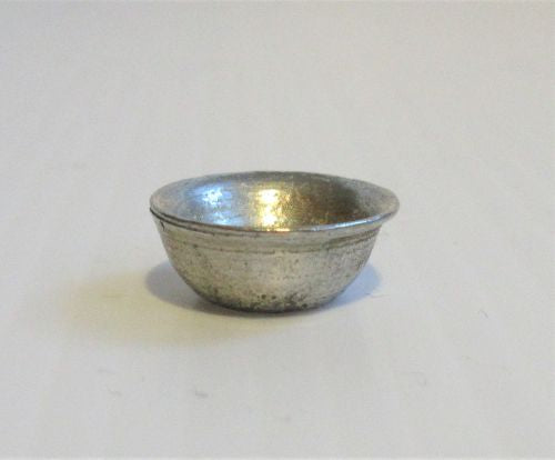 Ymerskål, umalet metal