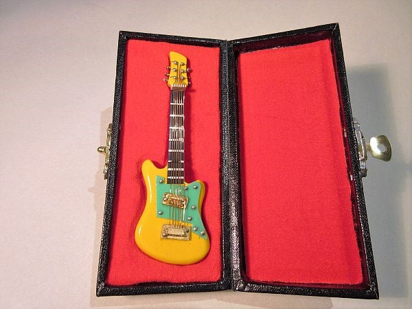 El Guitar gul i box